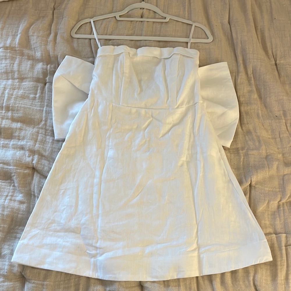 Dissh dress - Aisle white linen back bow dress - US 4/ AUS 8
